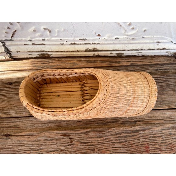 Vintage 1970s Woven Grass Shoe Planter Boho - Picture 8 of 10